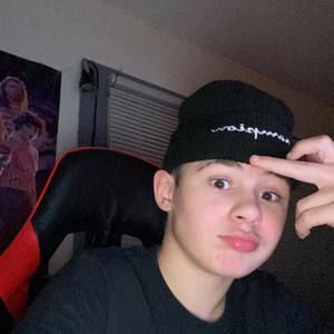 Meet your Posher, Jaden